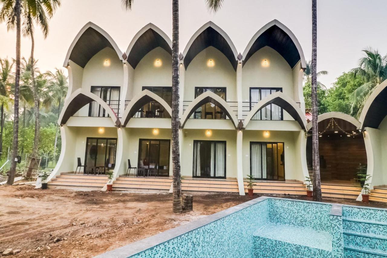 Collection O 47512 Eleven Petals Resort آليباغ المظهر الخارجي الصورة