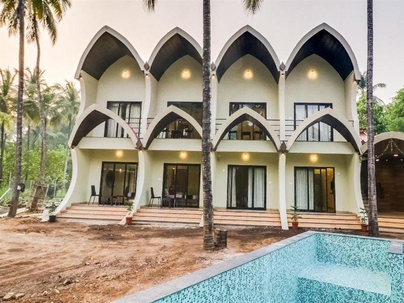Collection O 47512 Eleven Petals Resort آليباغ المظهر الخارجي الصورة